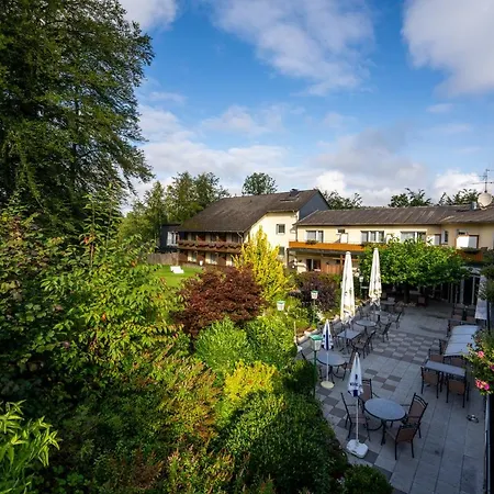 Waldhotel Kurfuerst Отель Kaisersesch