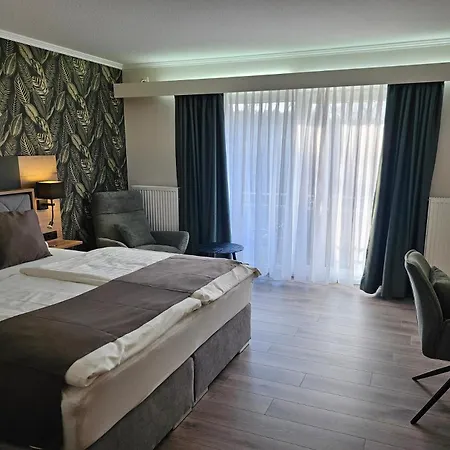 Waldhotel Kurfuerst Otel