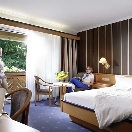 Waldhotel Kurfuerst Otel Kaisersesch