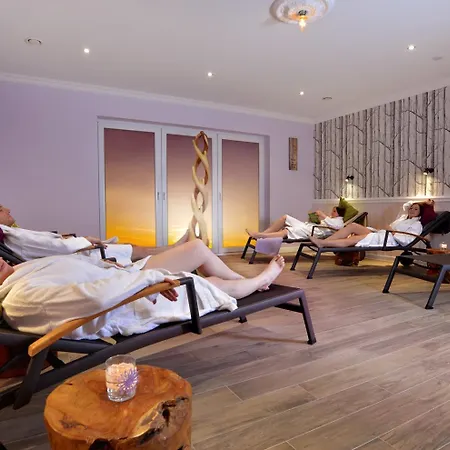 Waldhotel Kurfuerst 3*