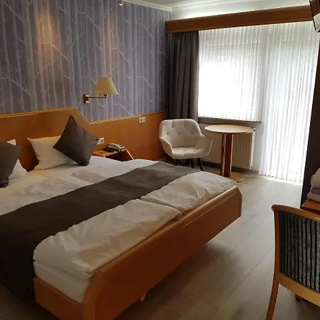 酒店 库尔福斯特酒店 Kaisersesch