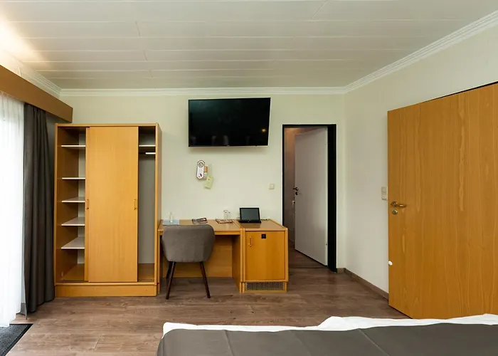 Hotel Waldhotel Kurfuerst 3*